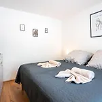 Apartment Revliving