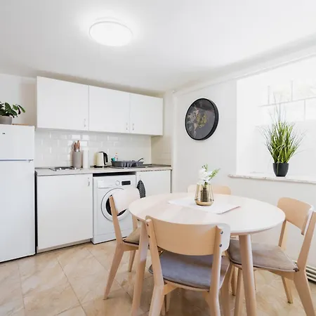Revliving Standard Apartment *