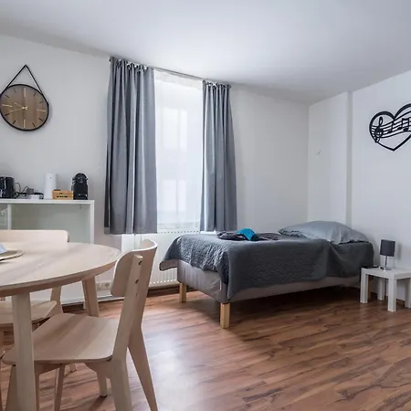 Apartment Revliving Standard *