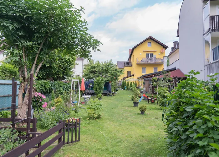 アパート Revliving ガルス・アム・カンプ