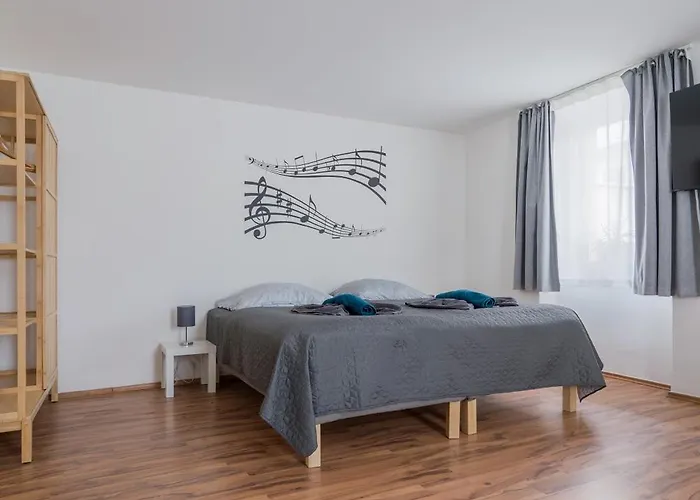 Revliving アパート